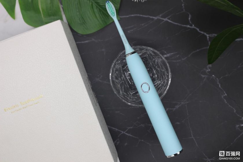 自信笑容,从清洁口腔开启,SEEUDAY电动牙刷声波电动牙刷 自信笑容,从清洁口腔开启,SEEUDAY电动牙刷声波电动牙刷