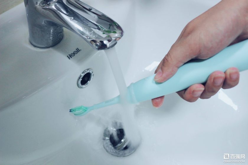 自信笑容,从清洁口腔开启,SEEUDAY电动牙刷声波电动牙刷 自信笑容,从清洁口腔开启,SEEUDAY电动牙刷声波电动牙刷