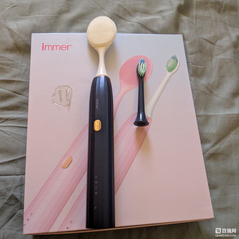 不专业但很用心的人生第一次开箱评测:可做洁面仪的电动牙刷 不专业但很用心的人生第一次开箱评测:可做洁面仪的电动牙刷