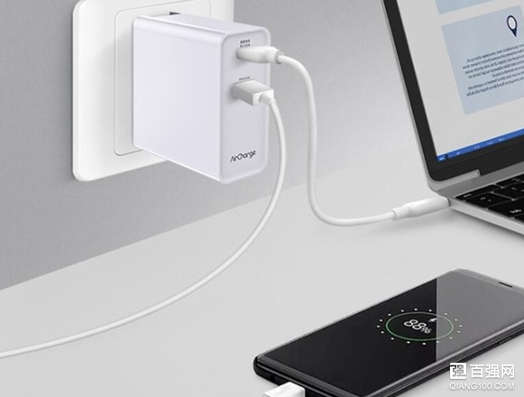 南孚推出差旅充电套装,售价299元,全球首款 南孚推出差旅充电套装,售价299元,全球首款