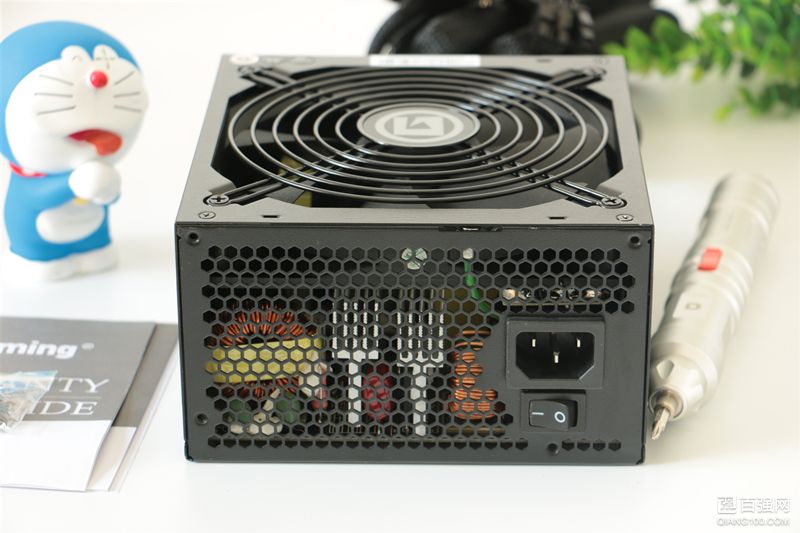 仅售349还有80Plus金牌认证,美商艾湃电竞AN-650电源拆机小测 仅售349还有80Plus金牌认证,美商艾湃电竞AN-650电源拆机小测