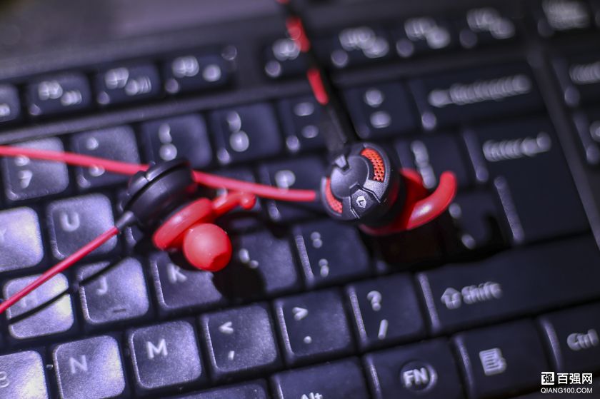 手机听3D环绕立体声,我的游戏耳机硕美科G618i 手机听3D环绕立体声,我的游戏耳机硕美科G618i