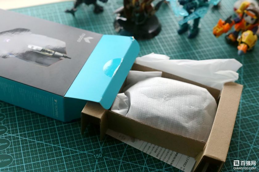 雷柏V20PRO双模鼠标,游戏办公两不误 雷柏V20PRO双模鼠标,游戏办公两不误