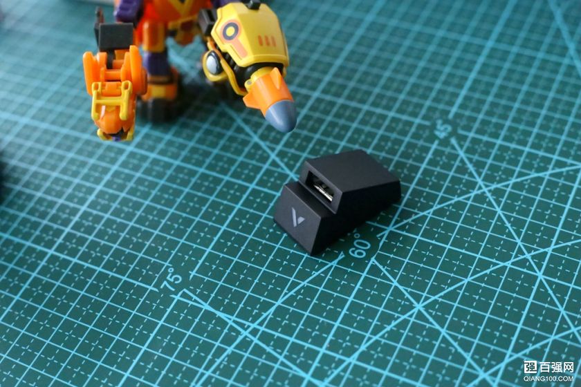 雷柏V20PRO双模鼠标,游戏办公两不误 雷柏V20PRO双模鼠标,游戏办公两不误