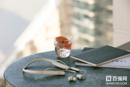 索尼正式发布WI-1000XM2 耳机:降噪更强、重量更轻 索尼正式发布WI-1000XM2 耳机:降噪更强、重量更轻