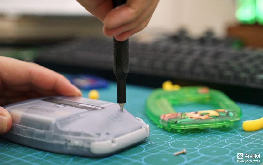 猫宅玩游戏有情怀有颜值,GBA更换缩小帽外壳 猫宅玩游戏有情怀有颜值,GBA更换缩小帽外壳