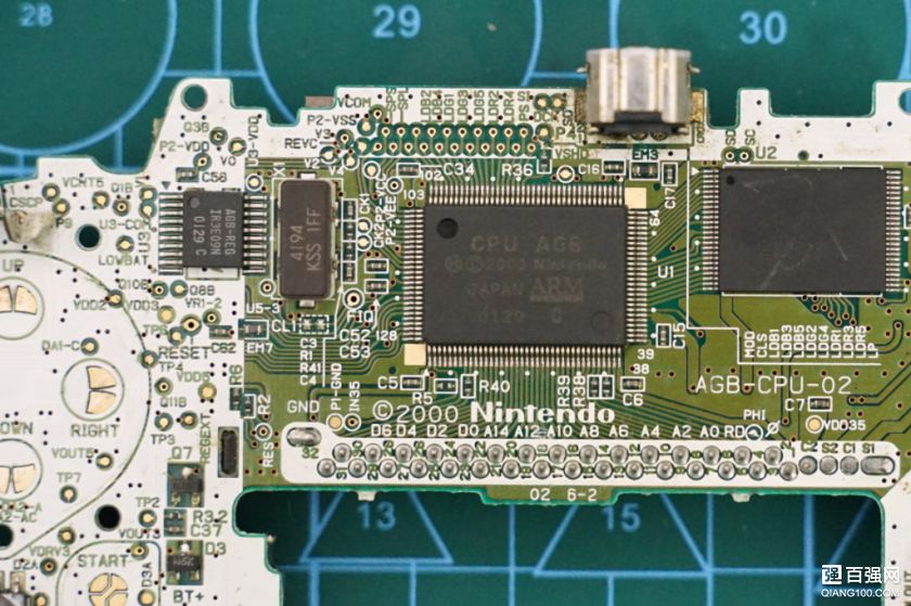 猫宅玩游戏有情怀有颜值,GBA更换缩小帽外壳 猫宅玩游戏有情怀有颜值,GBA更换缩小帽外壳