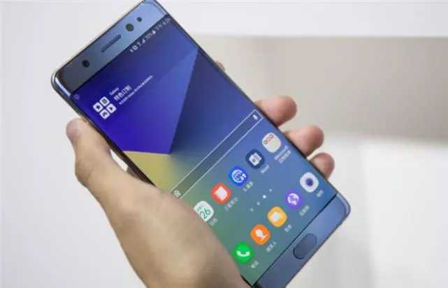 为啥？安卓手机用上12G内存，苹果还用4G内存？看完！