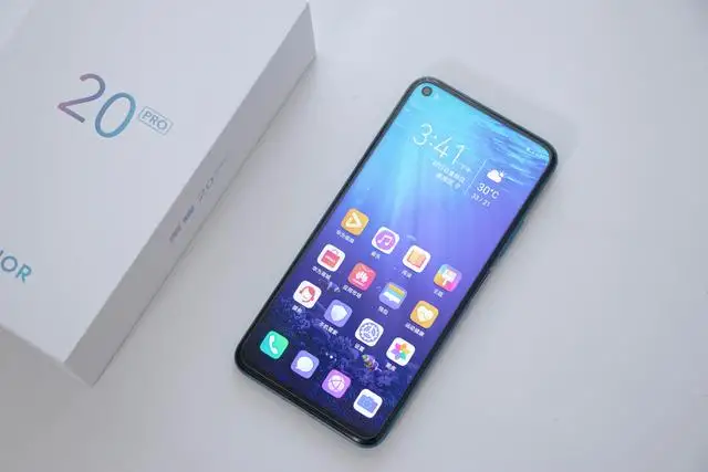 中秋节过后想买华为手机也是不能着急的!华为最值得选的4款手机 中秋节过后想买华为手机也是不能着急的!华为最值得选的4款手机