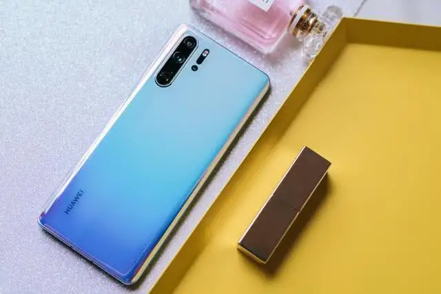 中秋节过后想买华为手机也是不能着急的!华为最值得选的4款手机 中秋节过后想买华为手机也是不能着急的!华为最值得选的4款手机