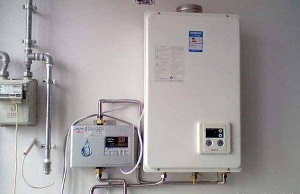 电热水器、燃气热水器、即热式热水器、储水式热水器哪种更好? 电热水器、燃气热水器、即热式热水器、储水式热水器哪种更好?