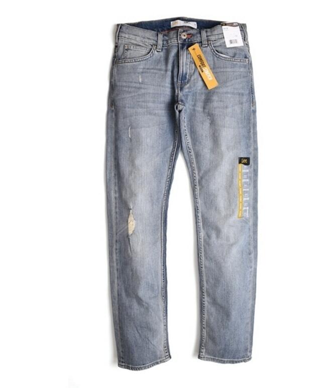 Levi's 和 Lee 牛仔裤哪个质量更好,款式颜色更好,穿着更舒服? Levi's 和 Lee 牛仔裤哪个质量更好,款式颜色更好,穿着更舒服?