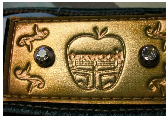 承载三代人的梦想与青春,苹果牌牛仔裤,你还记得吗? 承载三代人的梦想与青春,苹果牌牛仔裤,你还记得吗?