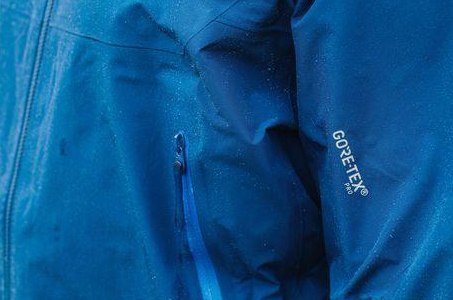 始祖鸟冲锋衣怎么样?始祖鸟冲锋衣价格如何? 始祖鸟冲锋衣怎么样?始祖鸟冲锋衣价格如何?