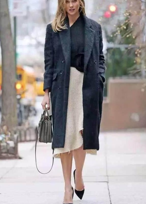 听说冬天“高跟鞋”和“大衣”才是绝配 听说冬天“高跟鞋”和“大衣”才是绝配