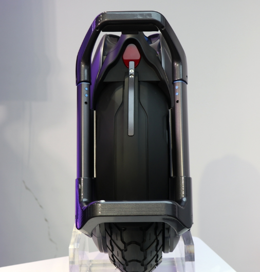 Ninebot One Z系列独轮平衡车好在哪?那么贵! Ninebot One Z系列独轮平衡车好在哪?那么贵!