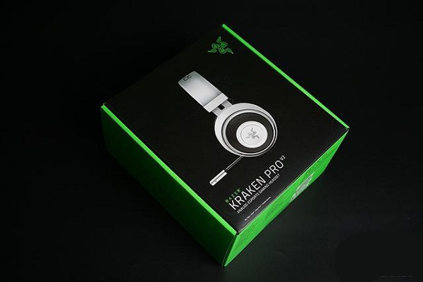 大吉大利,吃鸡利器-雷蛇北海巨妖专业版V2游戏耳机! 大吉大利,吃鸡利器-雷蛇北海巨妖专业版V2游戏耳机!