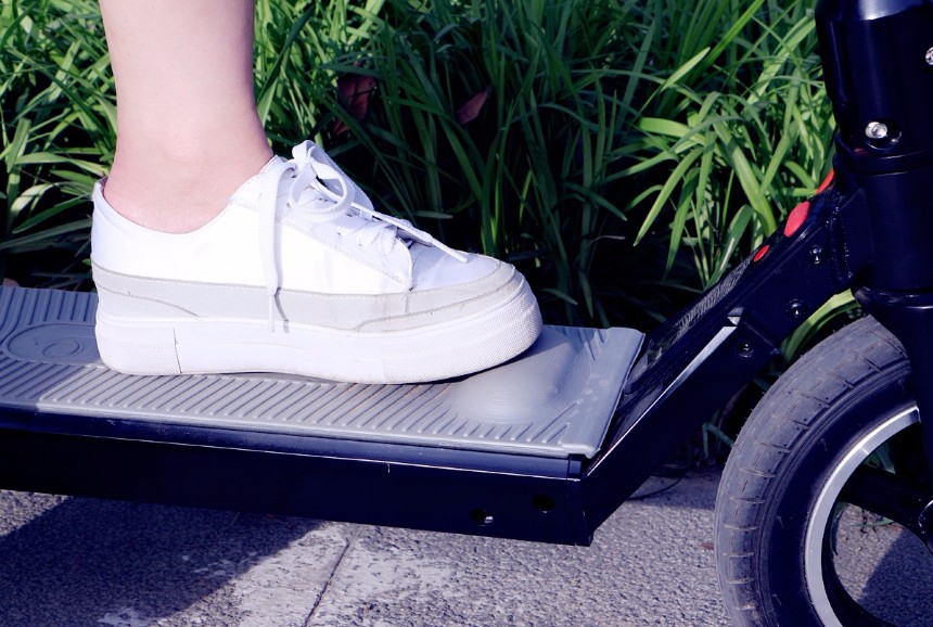 卸载共享单车,告别上班堵车!RND电动滑板车评测 卸载共享单车,告别上班堵车!RND电动滑板车评测