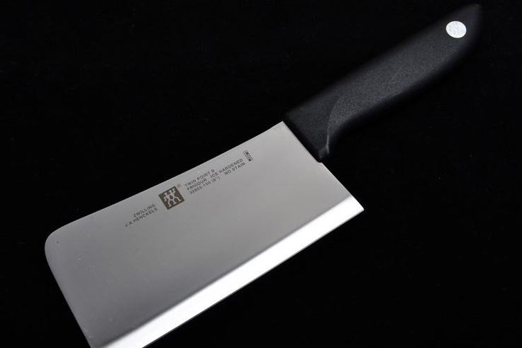 金门菜刀和双立人菜刀哪个好? 金门菜刀和双立人菜刀哪个好?