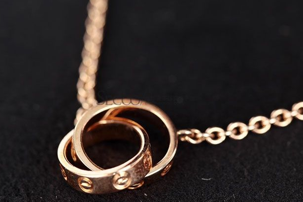 卡地亚双环项链多少钱？好看吗？-1