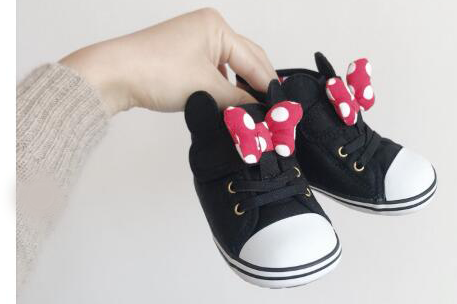 宝宝婴儿鞋什么牌子好？converse&disney婴儿鞋多少钱？-1
