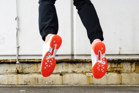 adidas羽毛球鞋测评？介绍一下？-3