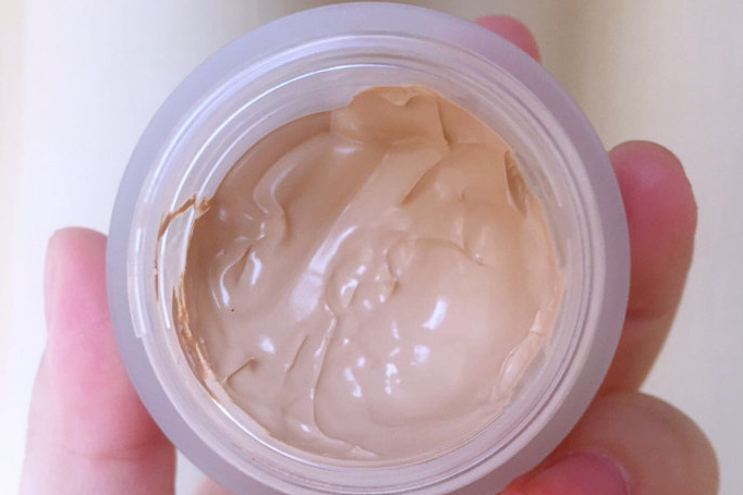 贵妇膏多少钱一瓶？twany century极致粉霜好用吗？-1