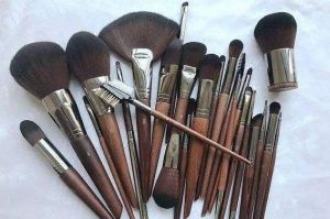 好用的化妆刷品牌那个好？谁能介绍几个品牌？-1