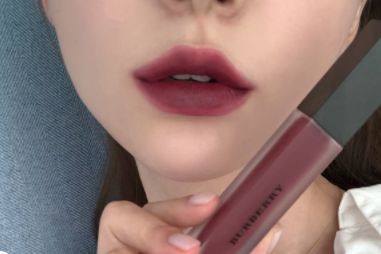 burberry唇釉53号试色？burberry唇釉53号好看吗？-1