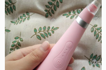 去黑头仪器怎么选？澳洲Yoii黑头仪好用吗？-1