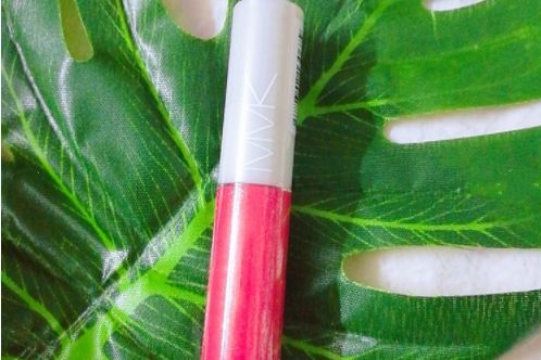MMK唇蜜孕妇能不能用？MMK唇蜜滋润吗？-1
