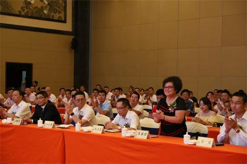 老板电器与金帝集成灶达成战略合作 铸就集成灶家居新里程碑 老板电器与金帝集成灶达成战略合作 铸就集成灶家居新里程碑