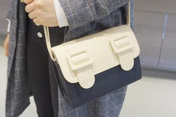 女斜挎包品牌？推荐一个？-1