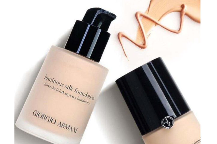 阿玛尼的粉底液哪款好用?阿玛尼粉底液试色? 阿玛尼的粉底液哪款好用?阿玛尼粉底液试色?