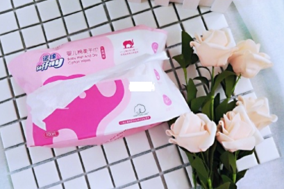 诺绵手口专用婴儿柔湿巾怎么样？使用会干净卫生吗？-1