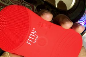 泰国fitin洁面仪有什么功能？使用感好吗？-1