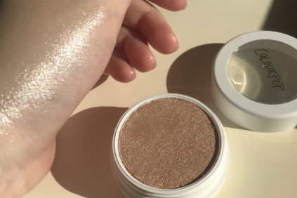 colourpop高光试色？好推开吗？-1