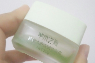 草木之心眼霜怎么样？使用感好吗？-1