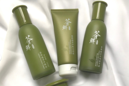土家硒泥坊好用吗？土家硒泥坊保湿套装好不好？-1