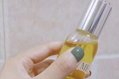 海蓝之谜瑧璨焕活精油搭配面霜使用怎么样？好用吗？