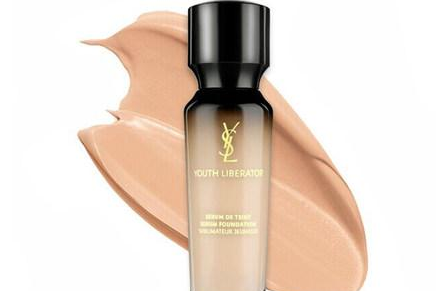 YSL妍活青春粉底液适合干性皮肤吗?会卡粉吗? YSL妍活青春粉底液适合干性皮肤吗?会卡粉吗?