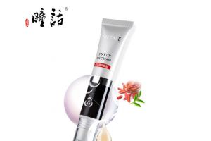 马应龙熬夜眼霜怎么用？对黑眼圈有没有用？-1