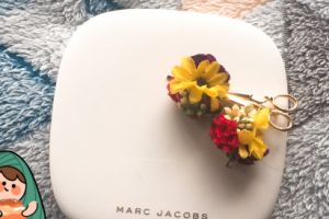 Marc jacobs椰子味大盘修容怎么样？偏冷调这一款适合白皮肤吗？-1