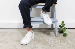 common projects小白鞋哪国的？值得买吗？-1