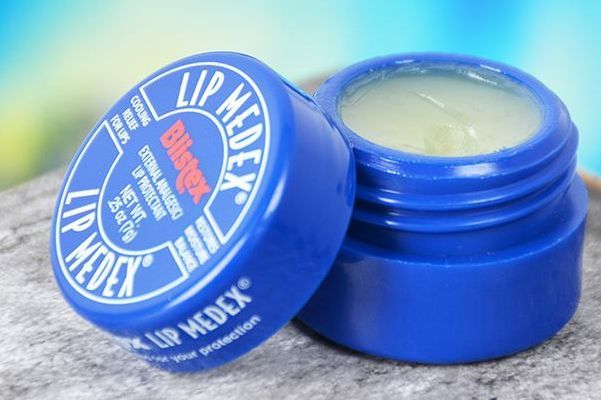小蓝罐唇膏使用禁忌？小蓝罐唇膏孕妇能用吗？-2