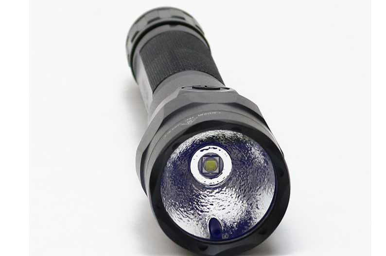 神火手电筒怎么样?神火(surefire)手电筒哪个型号好? 神火手电筒怎么样?神火(surefire)手电筒哪个型号好?