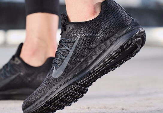 耐克男式跑鞋系列推荐?耐克跑鞋哪款舒适? 耐克男式跑鞋系列推荐?耐克跑鞋哪款舒适?