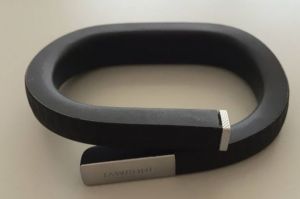 jawbone up智能手环好吗？怎么重启？-1