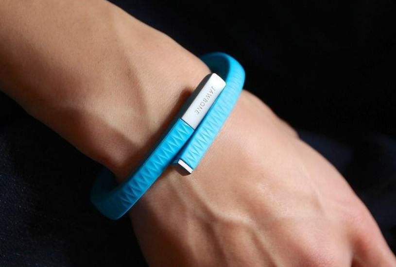 Jawbone智能手环好吗？有什么功能？