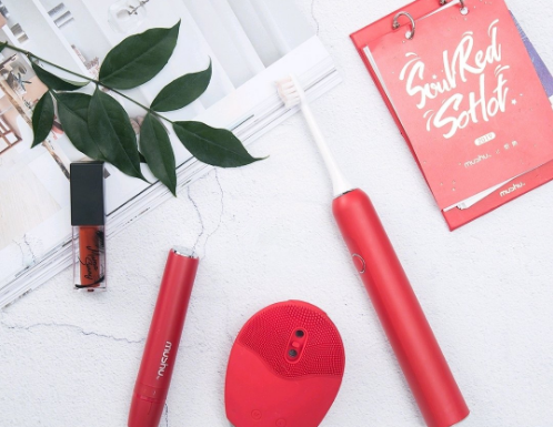 女朋友的本命年礼物篇 各位男生快快收藏 女朋友的本命年礼物篇 各位男生快快收藏